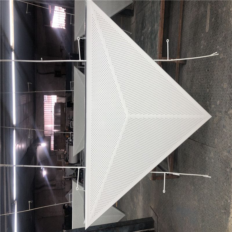 1200*1200*1200 3D Perforated Metal Ceiling Aluminum Triangle Ceiling